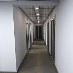 Монтаж світлодіодних світильників в офісі